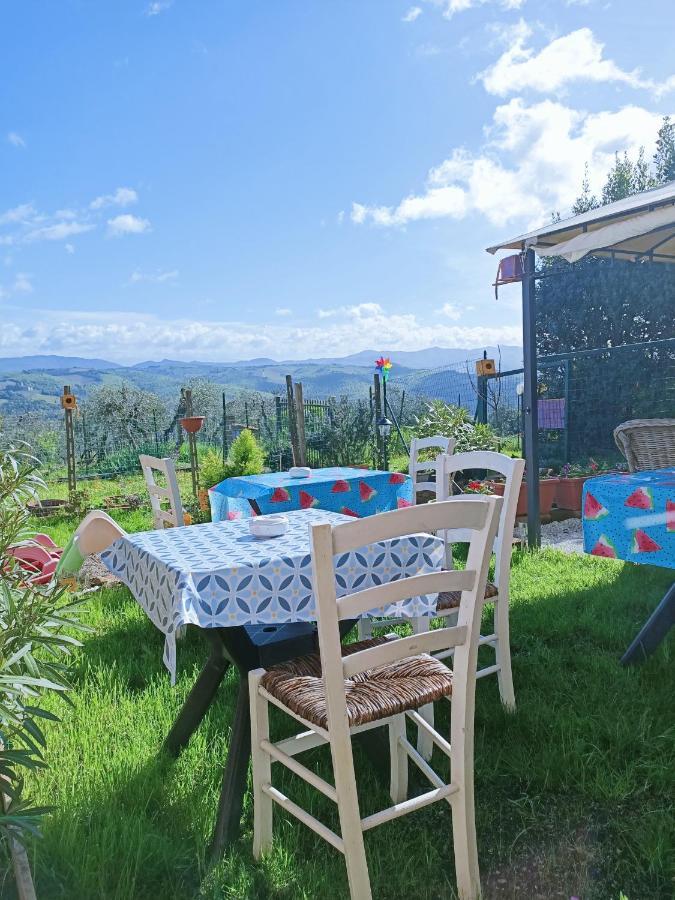 B&B Un Posto Nel Mondo เซียนา ภายนอก รูปภาพ