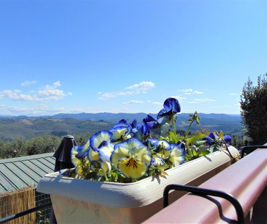 B&B Un Posto Nel Mondo เซียนา ภายนอก รูปภาพ