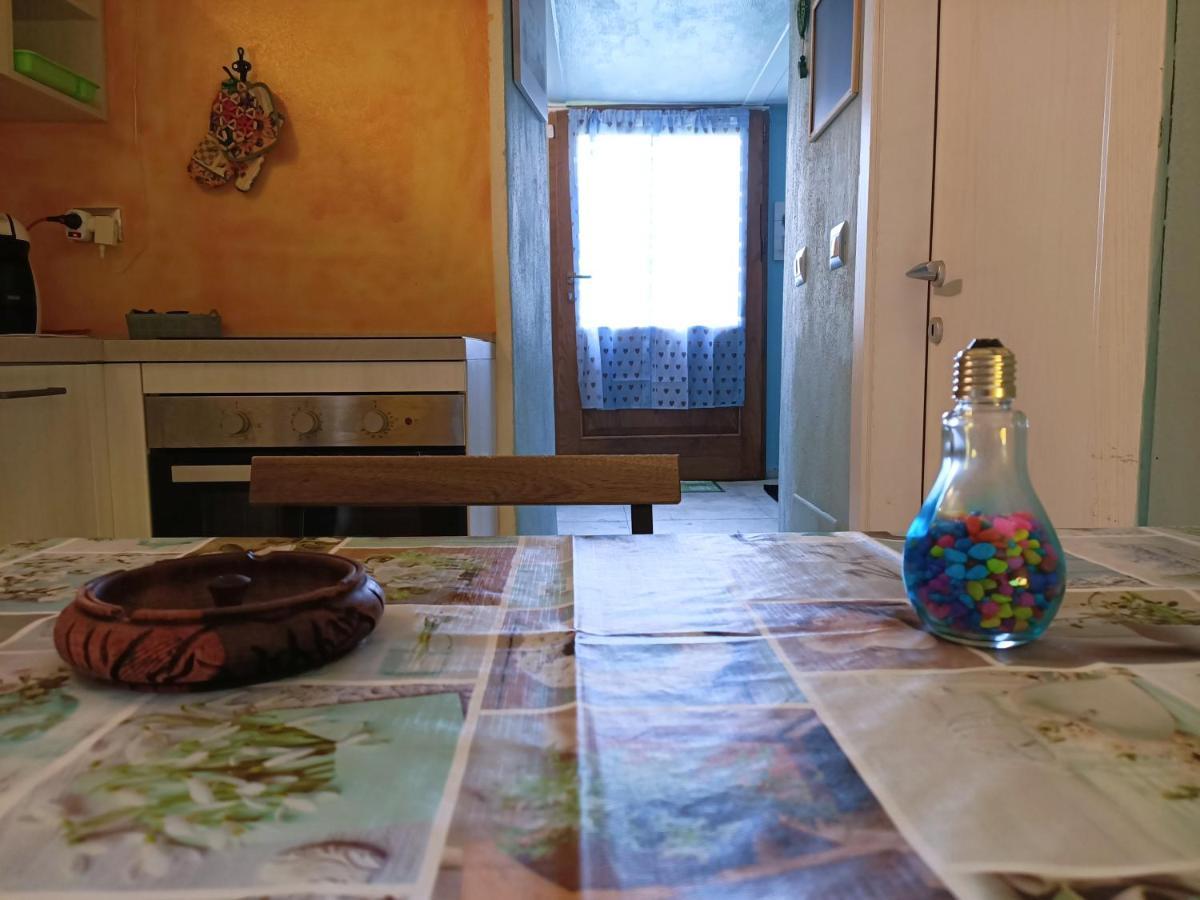 B&B Un Posto Nel Mondo เซียนา ภายนอก รูปภาพ